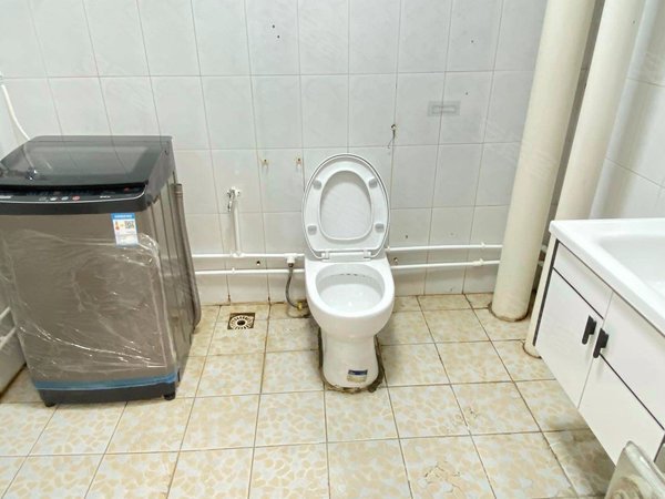 【多图】石家庄市中医院宿舍,自强路租房,新百解放广场万象城地铁一号