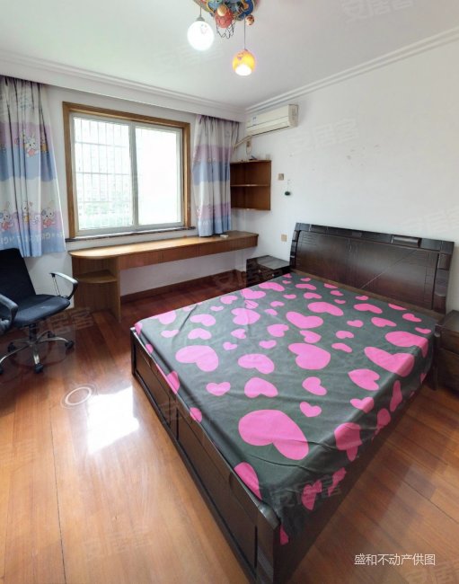 锦港佳园3室2厅1卫1120平楼层适中房东诚心出售