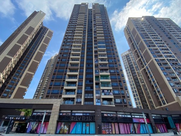 深圳宝安沙井沙一珑庭(商住楼)沙井新沙天虹旁) 京基御景珑庭 精装一