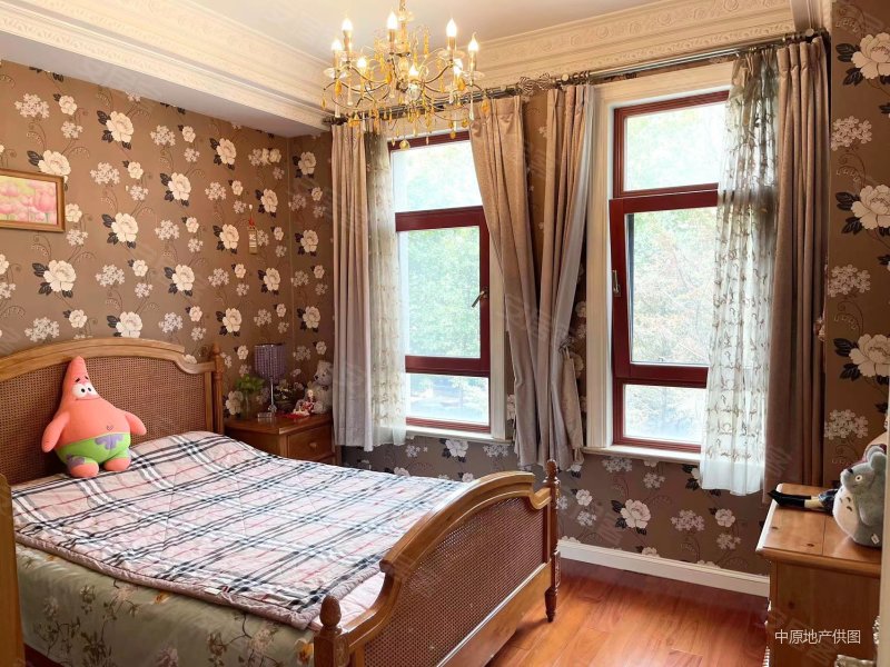 万城华府万柳书院一层复式3车位1储三面采光