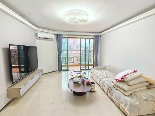 深圳福田香蜜湖香荔花园馨苑香荔花园  4房加一个保姆房  精装修 看房