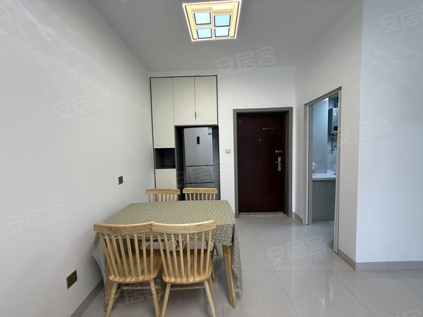 南昌红谷滩九龙湖力高御景天城缺的床可配，装修很漂亮，楼下地铁口力高御景天城 3室电梯房出租房源真实图片