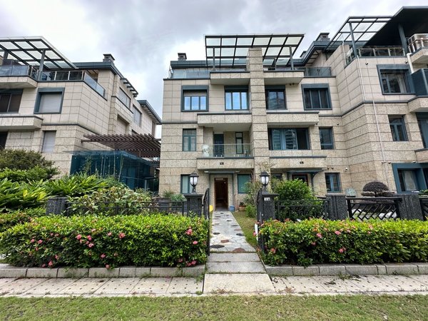 深圳南山后海三湘海尚(别墅)三湘海尚新出别墅 大花园带电梯 实用700