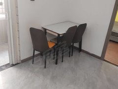 嘉兴平湖平湖市区三港嘉苑一室一厅便宜出租。欢迎帅哥看过来出租房源真实图片