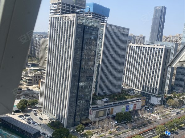 杭州临平临平华元欢乐城(商住楼)欢乐城尚峰轩,周边配套齐全,单身公寓