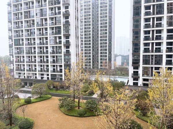 杭州临安临安城区春天学府春天学府1月新上实拍,看房方便民用水电出租