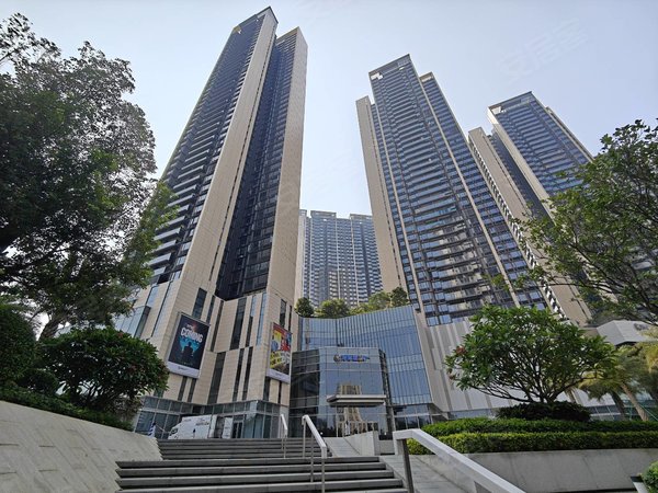 深圳宝安马安山万丰海岸城海岸城全齐三房,密码看房,马安山地铁站200