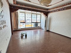 拉萨城关布达拉宫广场嘎吉林广场旁边，城关花园C区，前排中层，3室精装出租房源真实图片