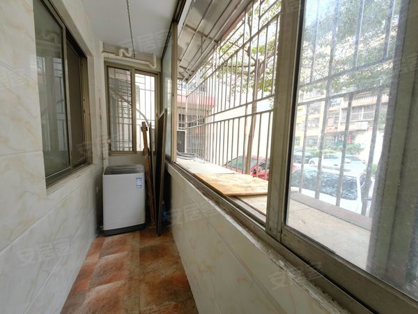 深圳罗湖笋岗金豪花园笋岗旁大三房朝南只有一套看房方便出租房源真实