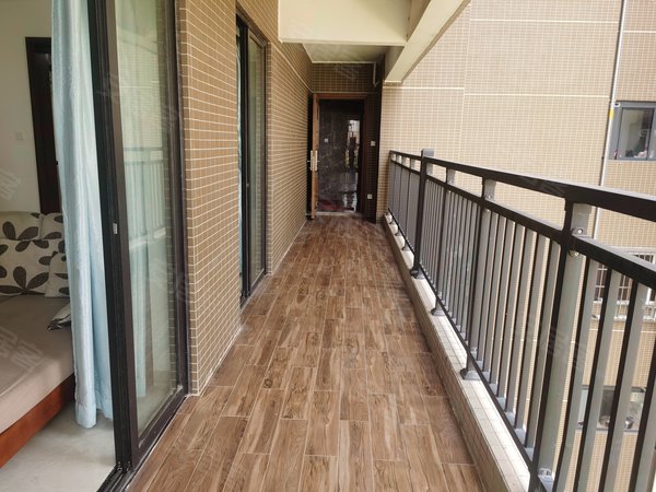 【多图】东江逸珑湾,新塘租房,东江逸珑湾 3室2厅2卫 电梯房 116平米