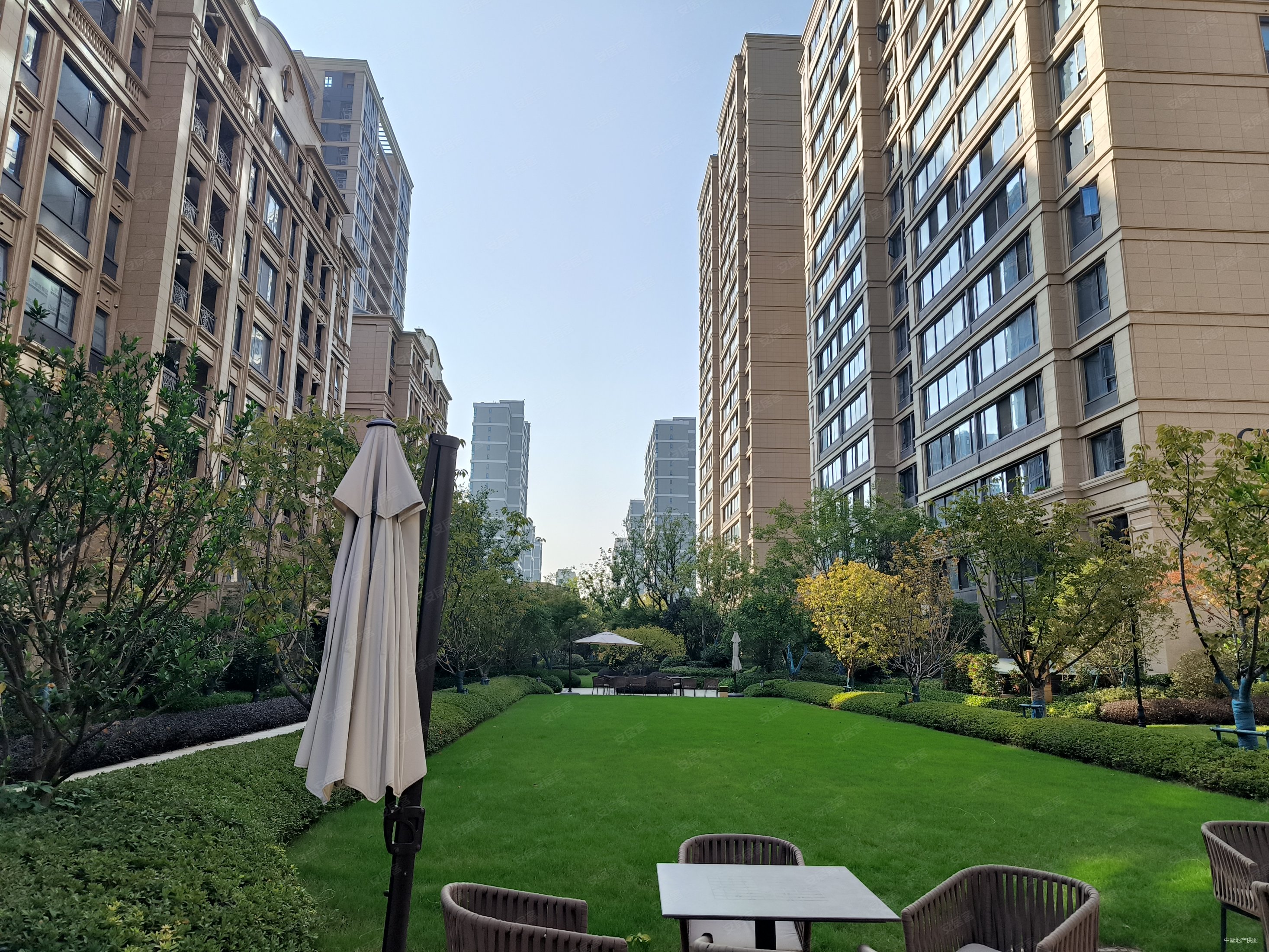 合肥房产网>合肥二手房>滨湖新区二手房>新省府二手房>禹洲绿城兰园>