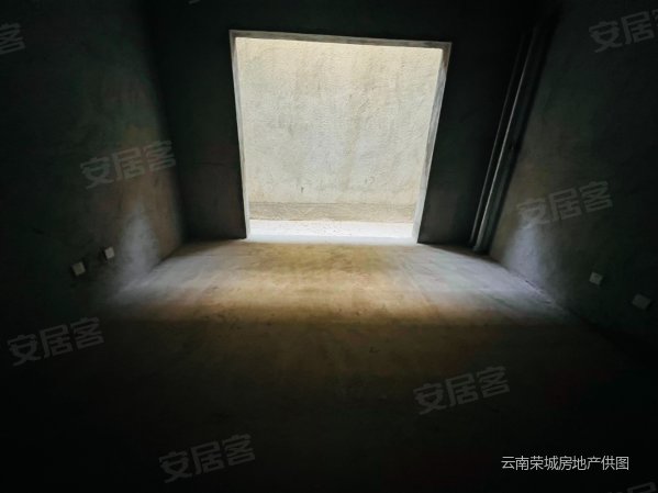 筑友玺珑湾4室3厅6卫311㎡南北570万