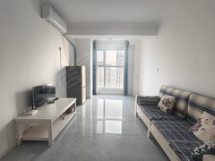 乳山银滩长江路乳山银滩银龙湾电梯精装两室 空调冰箱洗衣机热水器网络都齐全出租房源真实图片