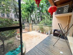 深圳龙岗坂田贝尔路华为站洋房带院4室3厅3卫出租房源真实图片
