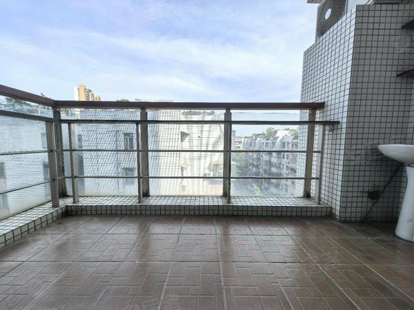 广州海珠南洲万华花园万华花园 3室1厅1卫 72平 拎包入住采光很好适合