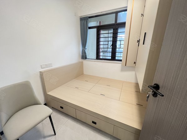 惠州博罗石湾湾湖公馆湾湖公馆 精装3房 租2000全新装修 家私电器齐全