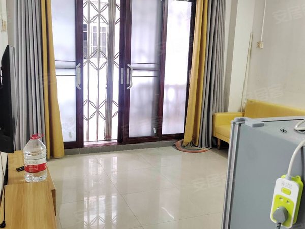 佛山南海黄岐河畔花园河畔花园低楼层 一房一厅送30方大平台保养新净