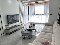 岳阳岳阳楼商业步行街王家河公园 买菜方便 停车免费 自己的房子 押一付一出租房源真实图片