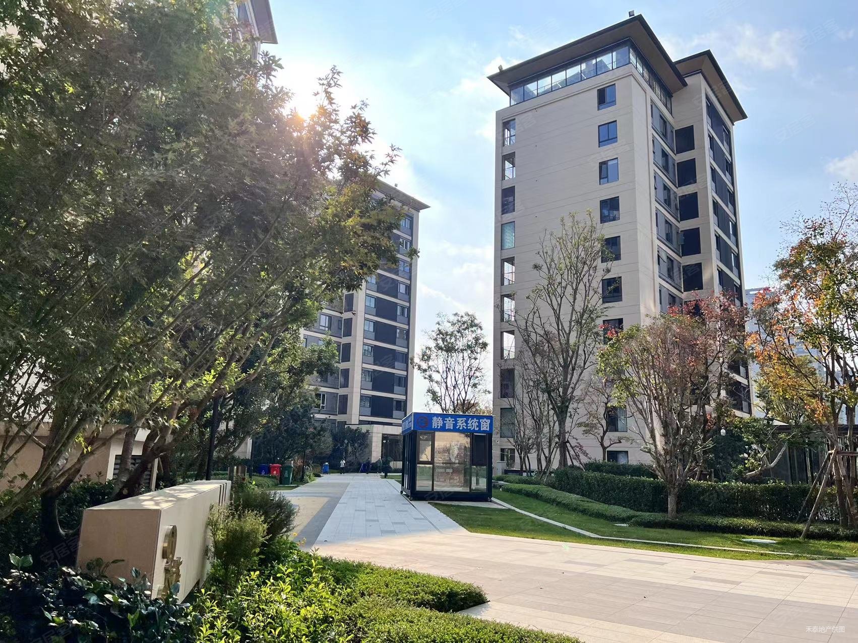 融创文旅城a26地块二手房,380万,4室2厅,3卫,175平米-昆明安居客