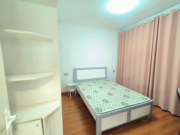 睢宁县睢宁城区睢宁城区中心巴黎都市巴黎都市电梯两室，家具家电齐全！拎包即住！出租房源真实图片