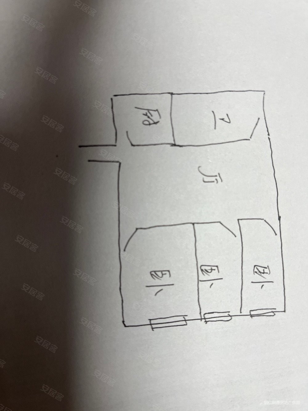 铜仁一中初级中学家属院3室2厅1卫100㎡南北51.8万