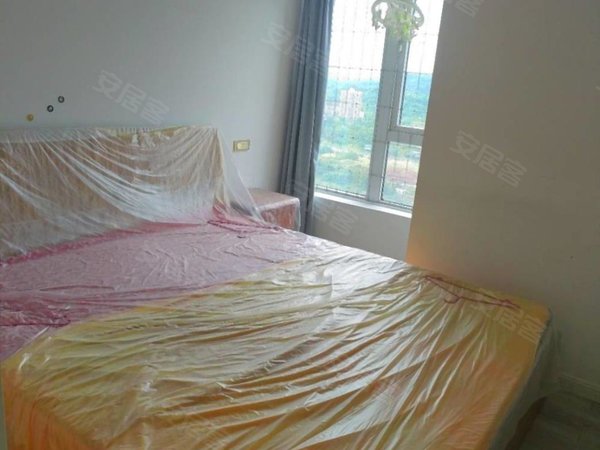 重庆大足大足城区泽京香溪樾新城品质小区.小区环境优雅.出行方面.