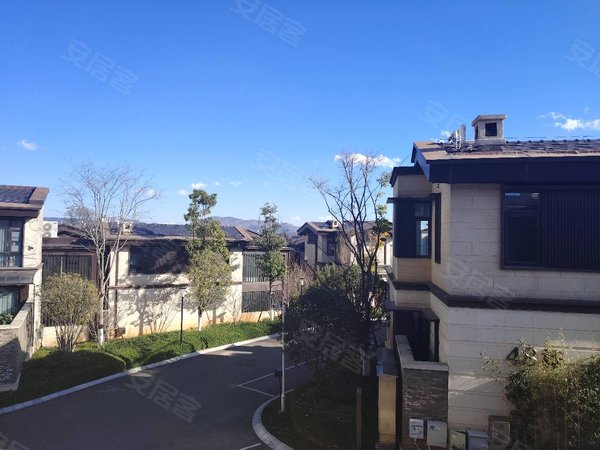 昆明安宁太平新城滇池高尔夫玉龙湾翠堤溪谷(别墅)太平新城玉龙湾九韵