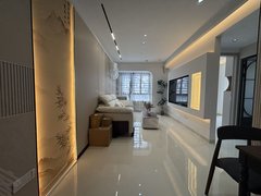 厦门湖里五缘湾南区BRT旁轻奢俩房可看湖景自住标准多套出租可停车民水民电出租房源真实图片