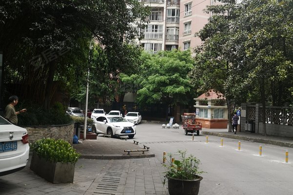 东方家园(a区)怎么样,东方家园(a区)周边房产中介经纪人评价-重庆安居