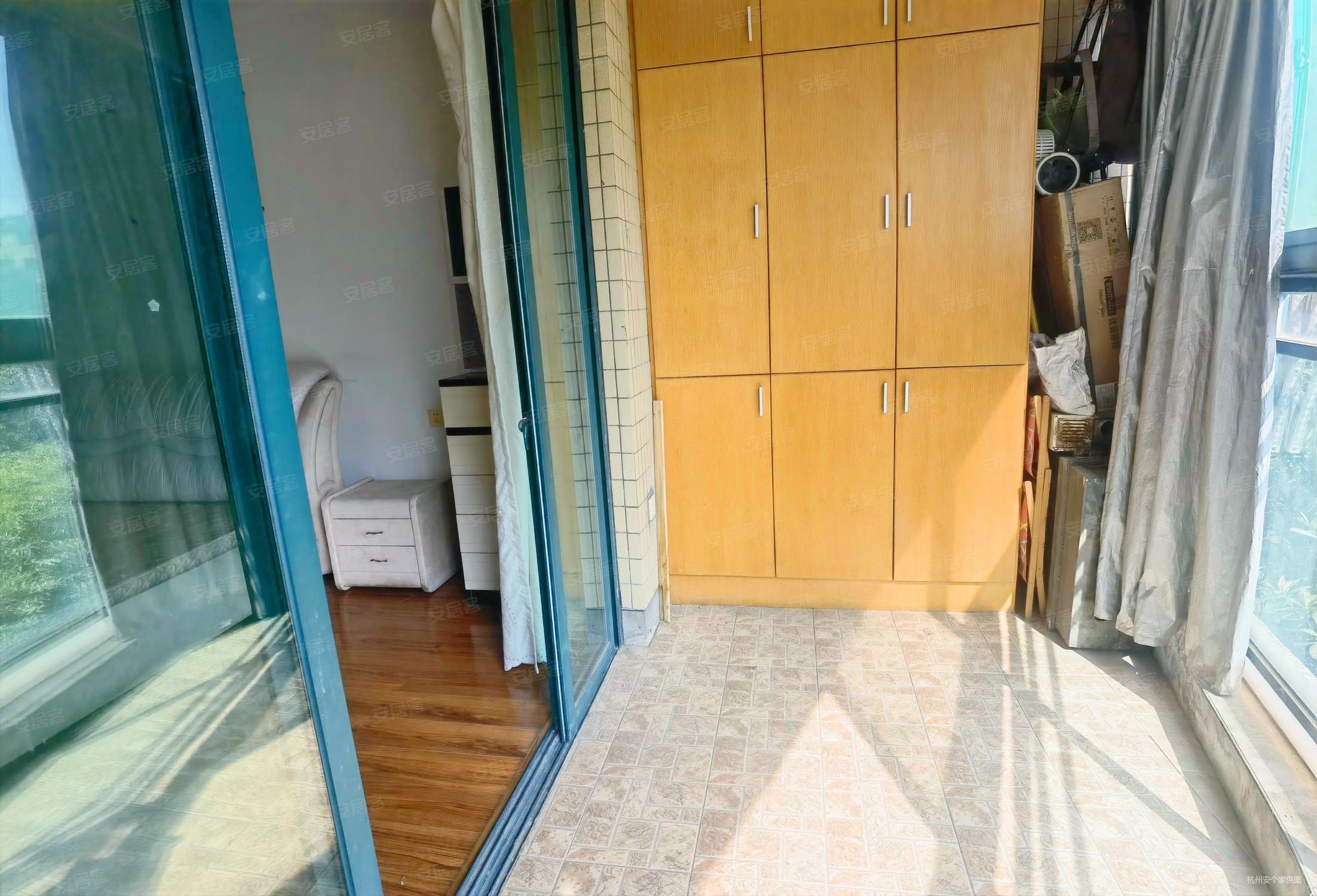 翰墨香林苑 满五 有电梯 临地铁 正南朝向 出行方便