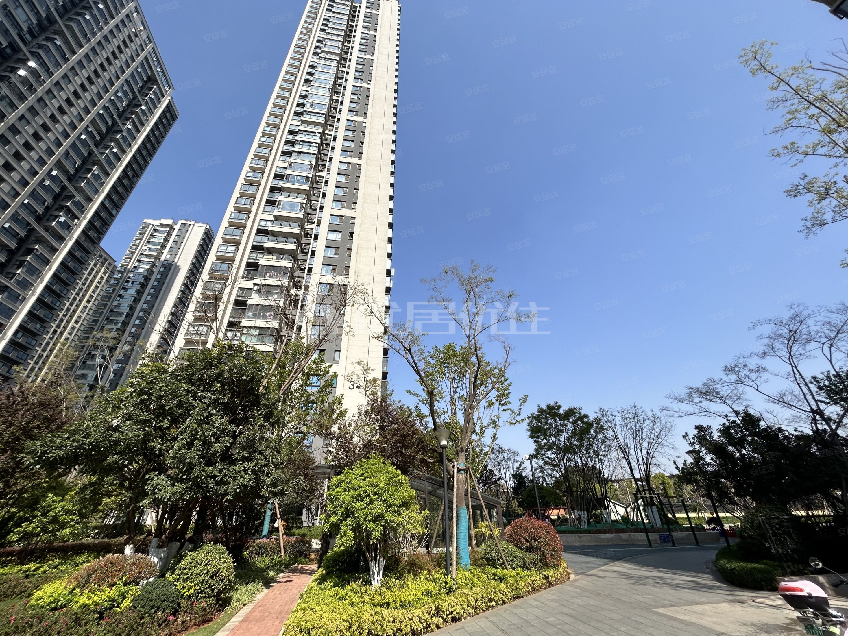 万科魅力之城六期