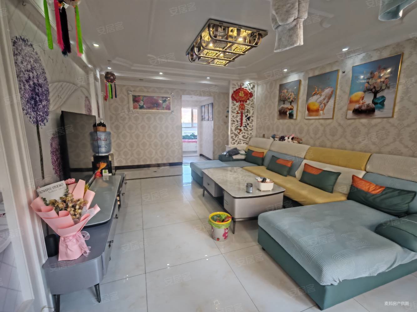 东方明珠都市花园3室2厅2卫136㎡南北68万