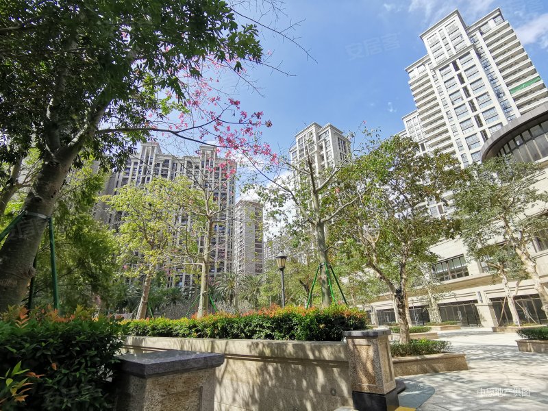 山语清晖花园4室2厅3卫212㎡东西2250万