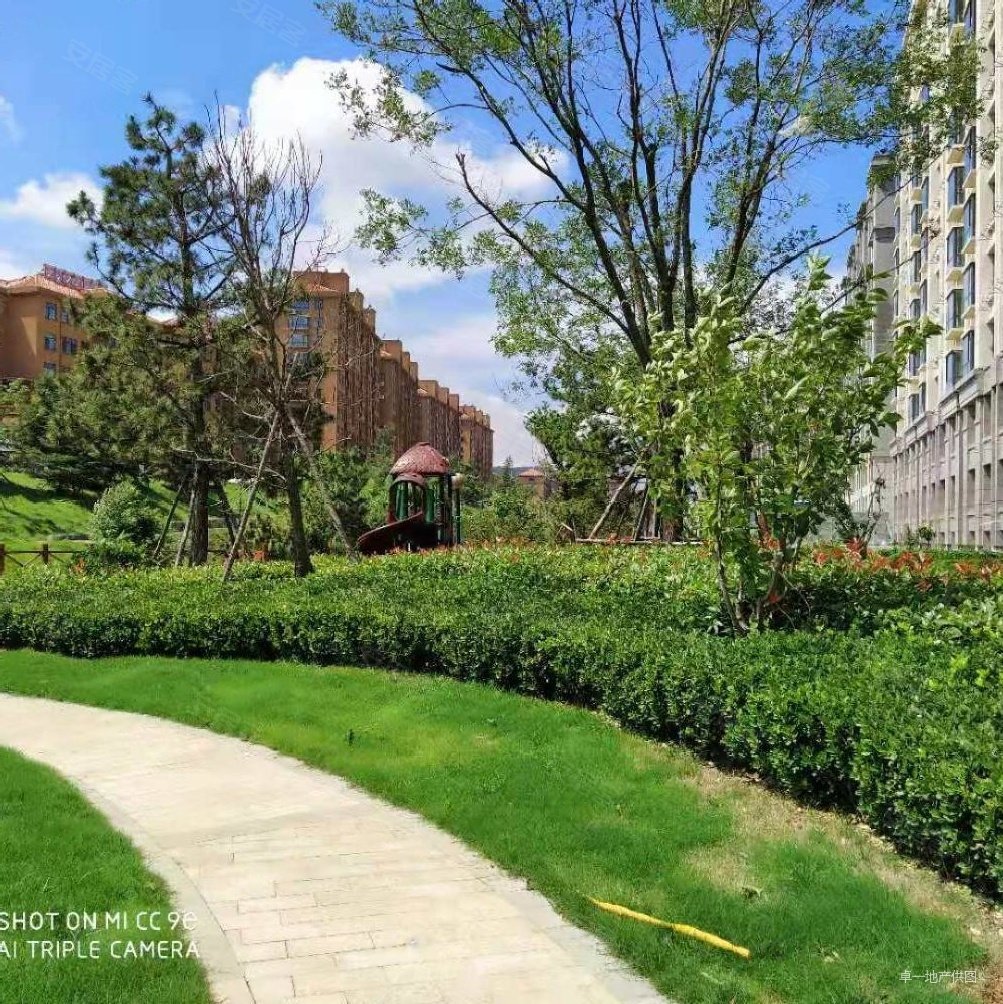 只需五万元安家威海龙湖旁准现房米兰小镇泉乐坊商圈