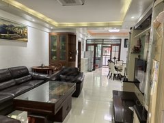 江门蓬江双龙广场出租星河花园 4室2厅2卫 127平 南北通透 精装修出租房源真实图片