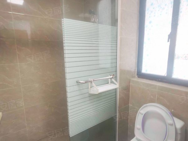 海宁长安镇农发区盈都君悦下沙奥莱旁盈都君悦小区三室一厅整租！民用水电！出租房源真实图片