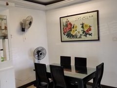芜湖芜湖县东湖公园实验学校旁边,回音必小区,三室出租,拎包入住,可短租出租房源真实图片