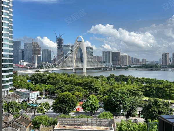 广州天河珠江新城中天汇广场天銮天汇广场天銮 5室2厅3卫 265平 配套