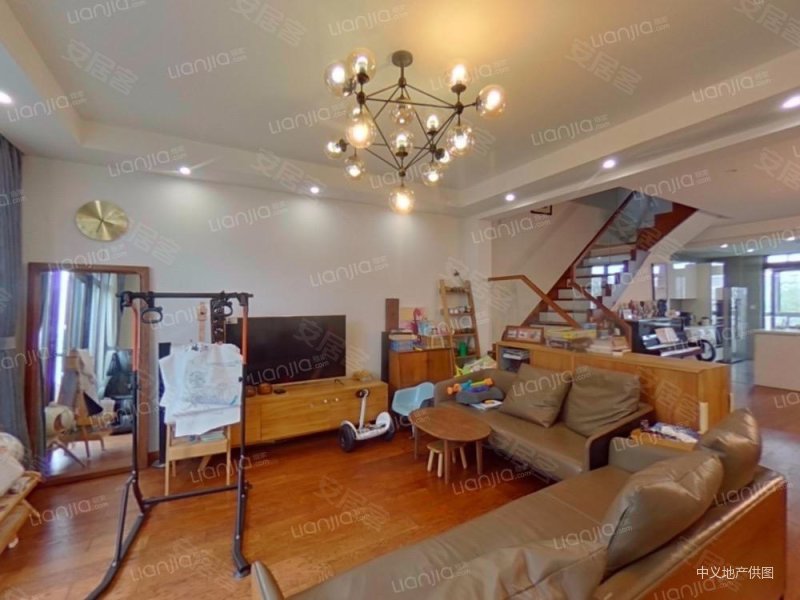 看房方便,复地香栀花园二手房,1550万,3室3厅,2卫,200平米-上海安居客