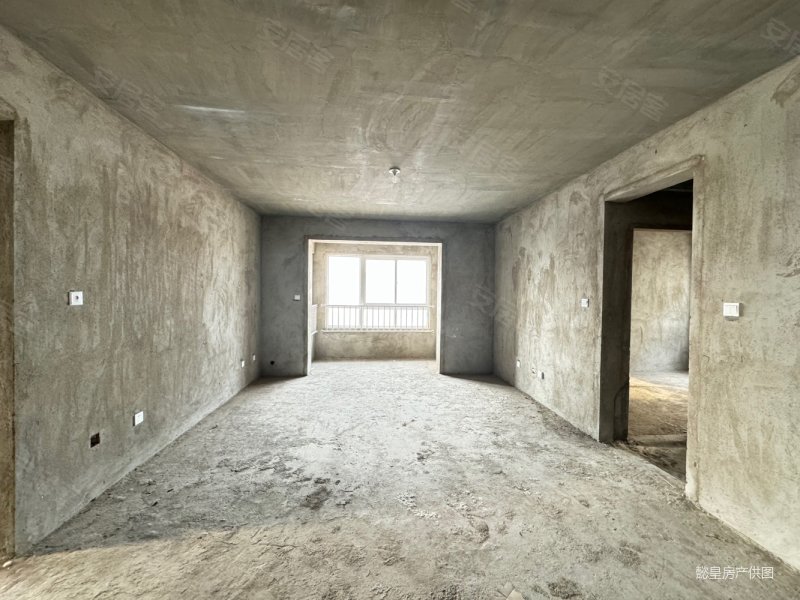 保镇房源新上急售 唐小 配套购物便利 价格可议 采光好,万富熙悦城