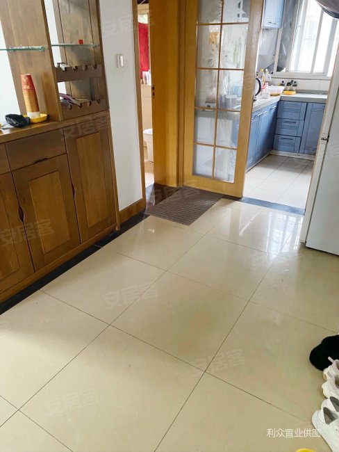 南京房产网>南京二手房>栖霞二手房>晓庄二手房>幕府山庄>488_650竖版