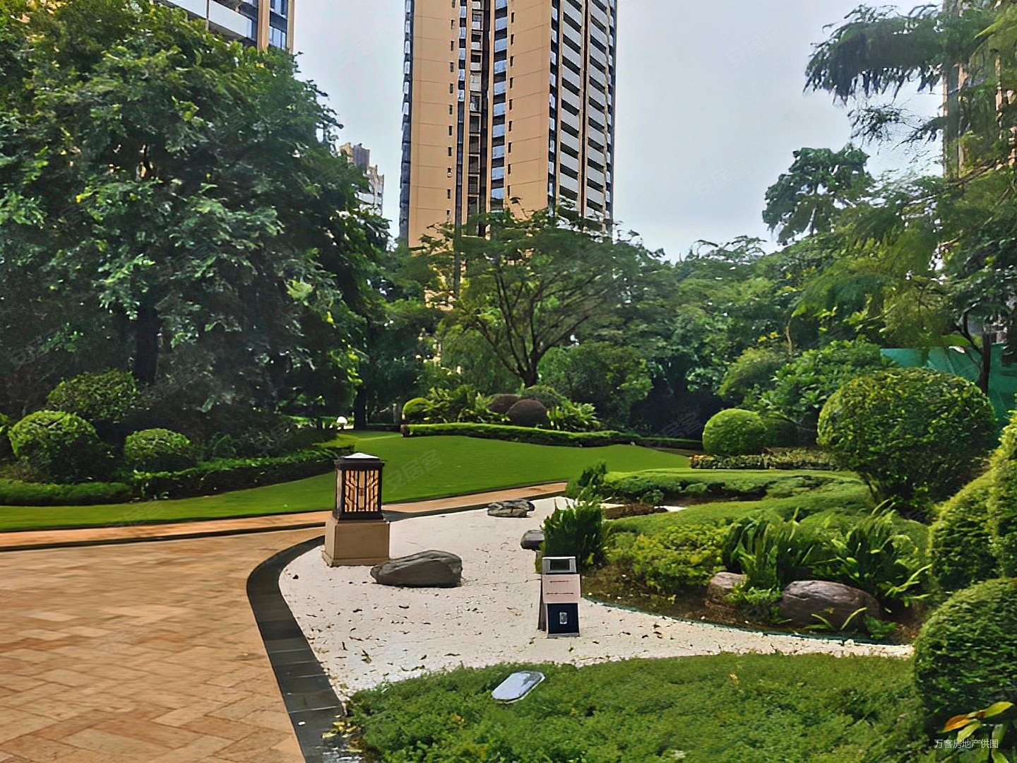 名巨山水城二期