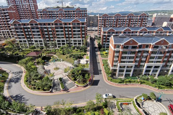 英伦小镇 延吉-发展区-烟集街2377号