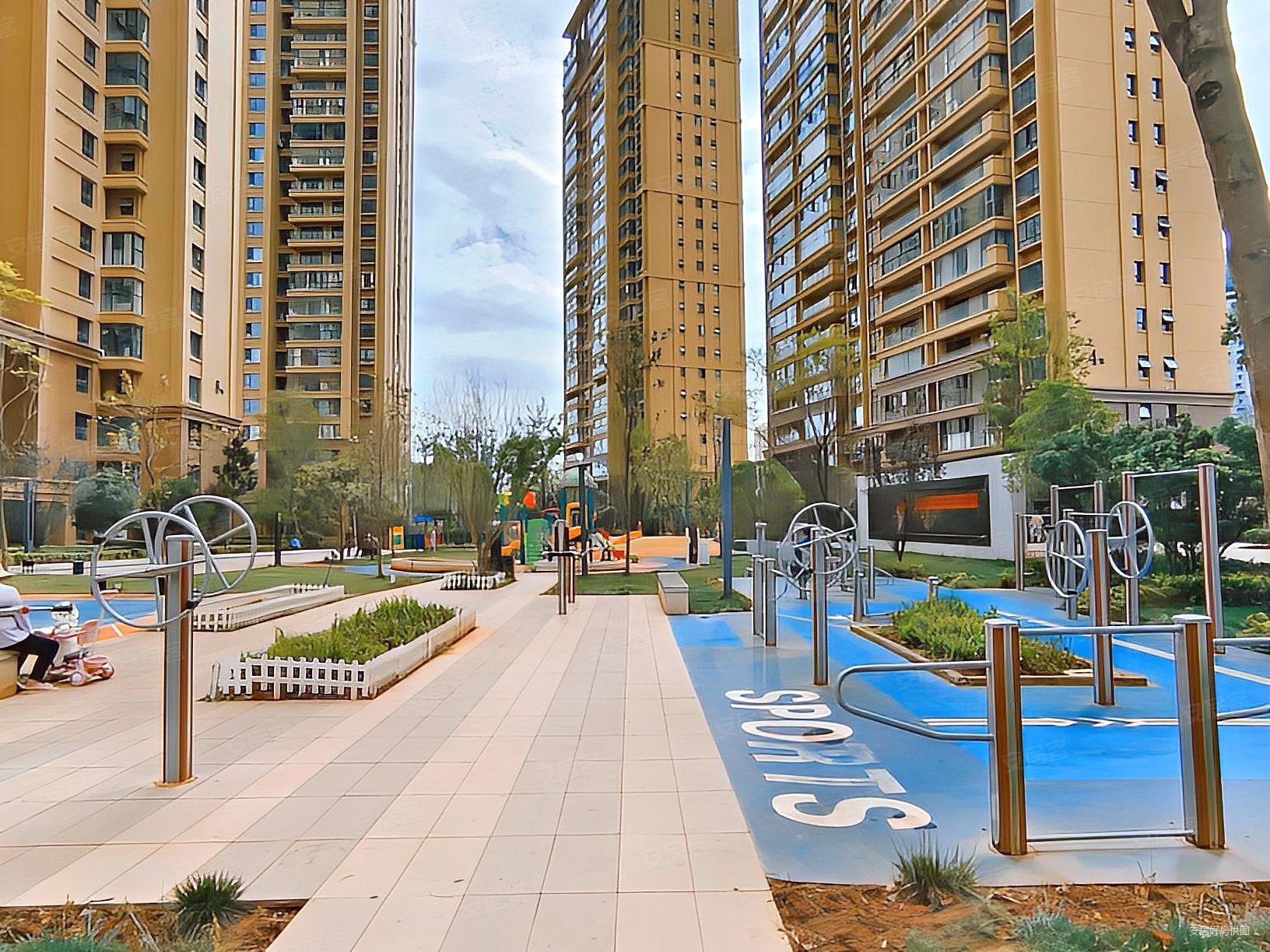 昆明房产网>昆明二手房>盘龙二手房>金殿片区二手房>中梁首府>1632