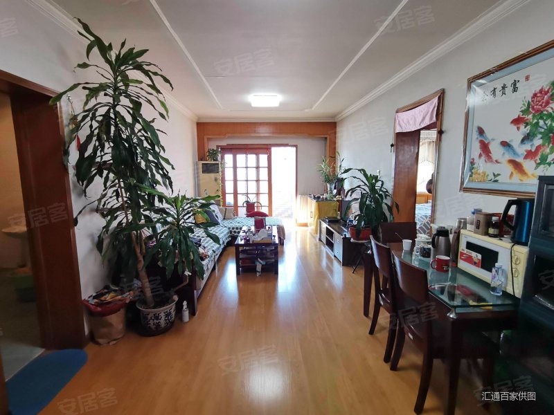 城关仓房小区 板楼 近地铁 满五   南北通透 大两房