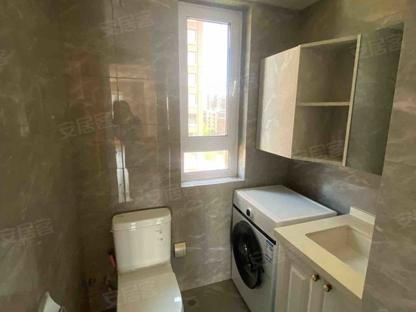 精武租房,万科西庐学韵园 3室2厅2卫 电梯房 精装修106平米,西青租房