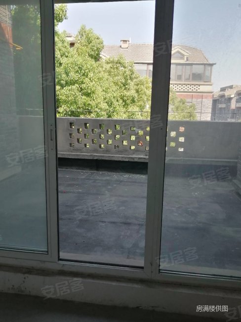 宏图上水庭院 正规商品房 中间楼层 精装可拎包入住 小区新