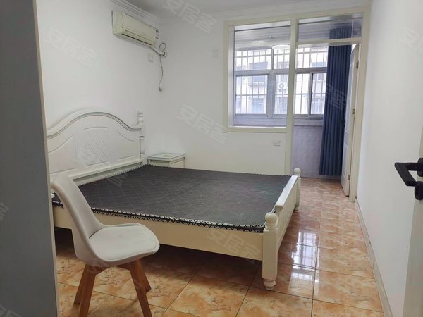 徐州鼓楼九龙湖港北小区九龙湖地铁口 港北小区两室一厅 家具家电齐全 温馨干净有钥匙出租房源真实图片