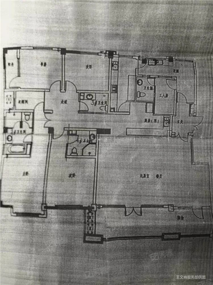 昊澜花园5室3厅3卫280㎡东137万