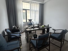 林芝巴宜民俗步行街富丽名城 别墅出租 有家具 半拎包入住出租房源真实图片